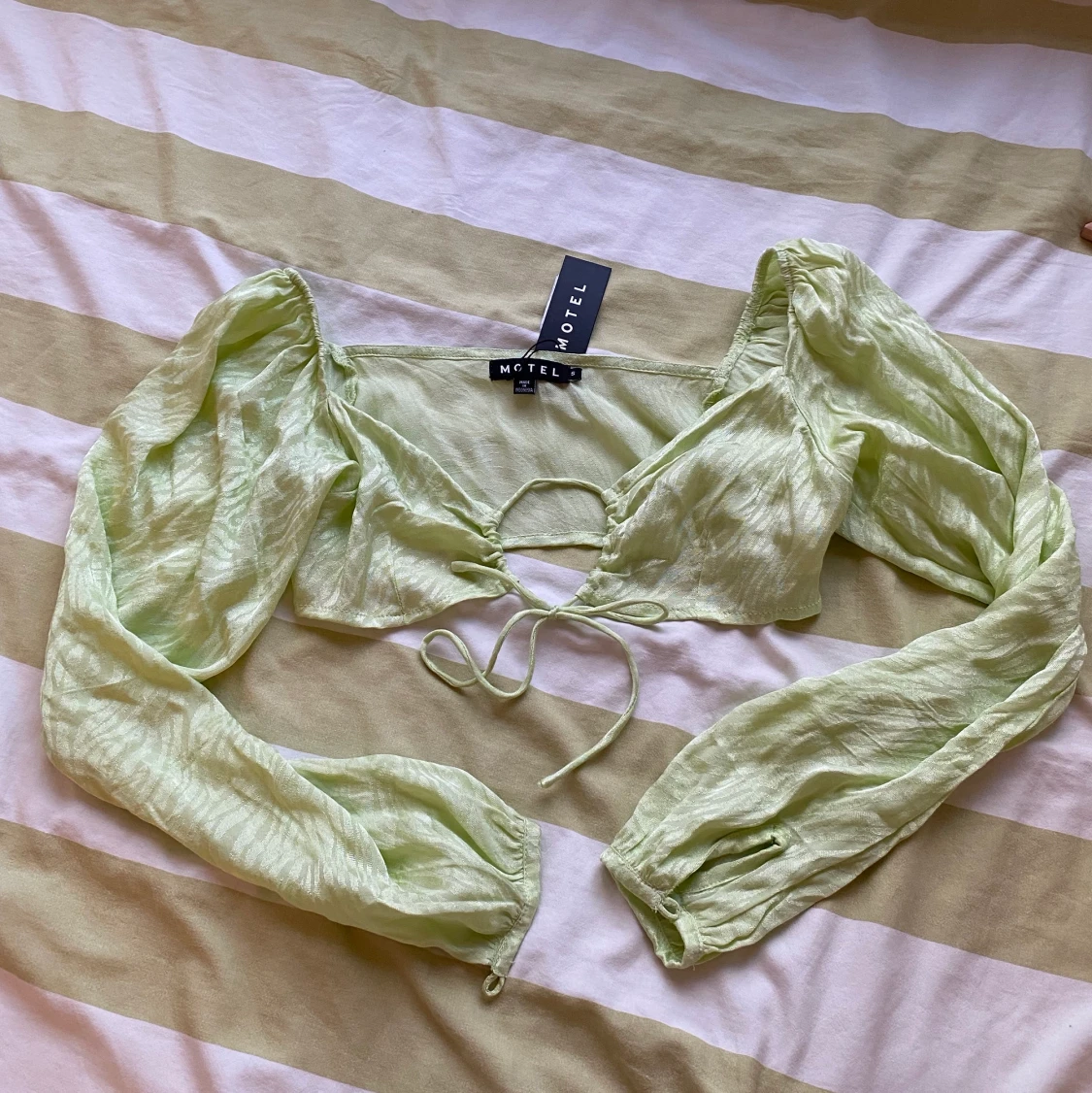 Grön blus/festtopp!! - 90