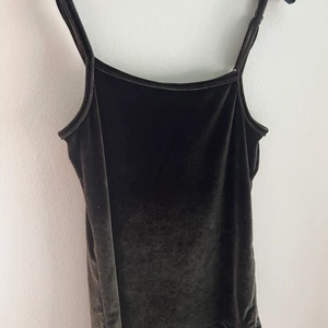 Velvet new top - Darkgreen colour 