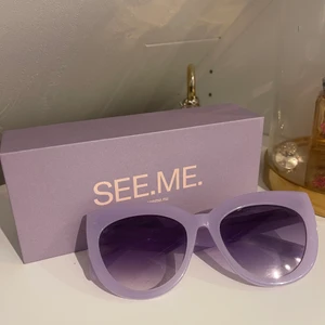 Solglasögon - Solglasögon köpta på gina tricot från deras chimixginstricot kollektion. Köpte dem för 499kr säljer dem för 150kr✨ endast använda 1-2 gånger