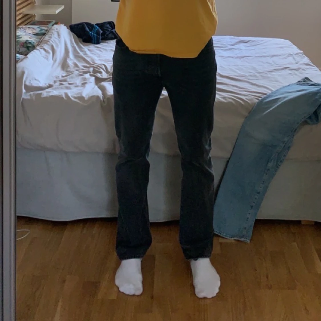 Levi’s 501 jeans  - 26