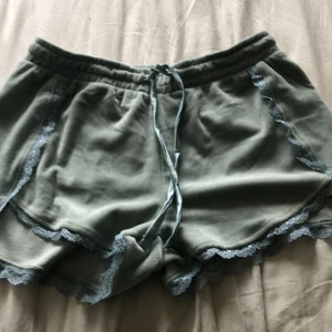 Mjukisshorts - Mjukisshorts, inte använda. Frakt tillkommer!