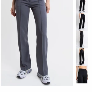 Kostymbyxor  - Säljer dessa mörkgrå kostymbyxor från madlady, helt oanvända och prislapp sitter fortfarande på. Storlek, 36/L30.  Vid frågor skriv i dm🤍🤍