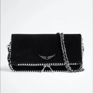Zadig voltaire - Rock Suede Studs Clutch - Zadig voltaire väska, väldigt bra skick! 