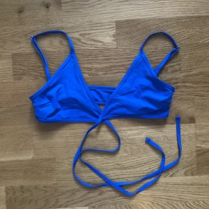 Konblå bikiniöverdel  - Söt konblå bikiniöverdel i storlek S🫶i gott skick 