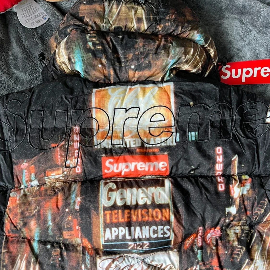 Supreme The North Face Times Square 800-Fill Half Zip Hooded Pullover - 90