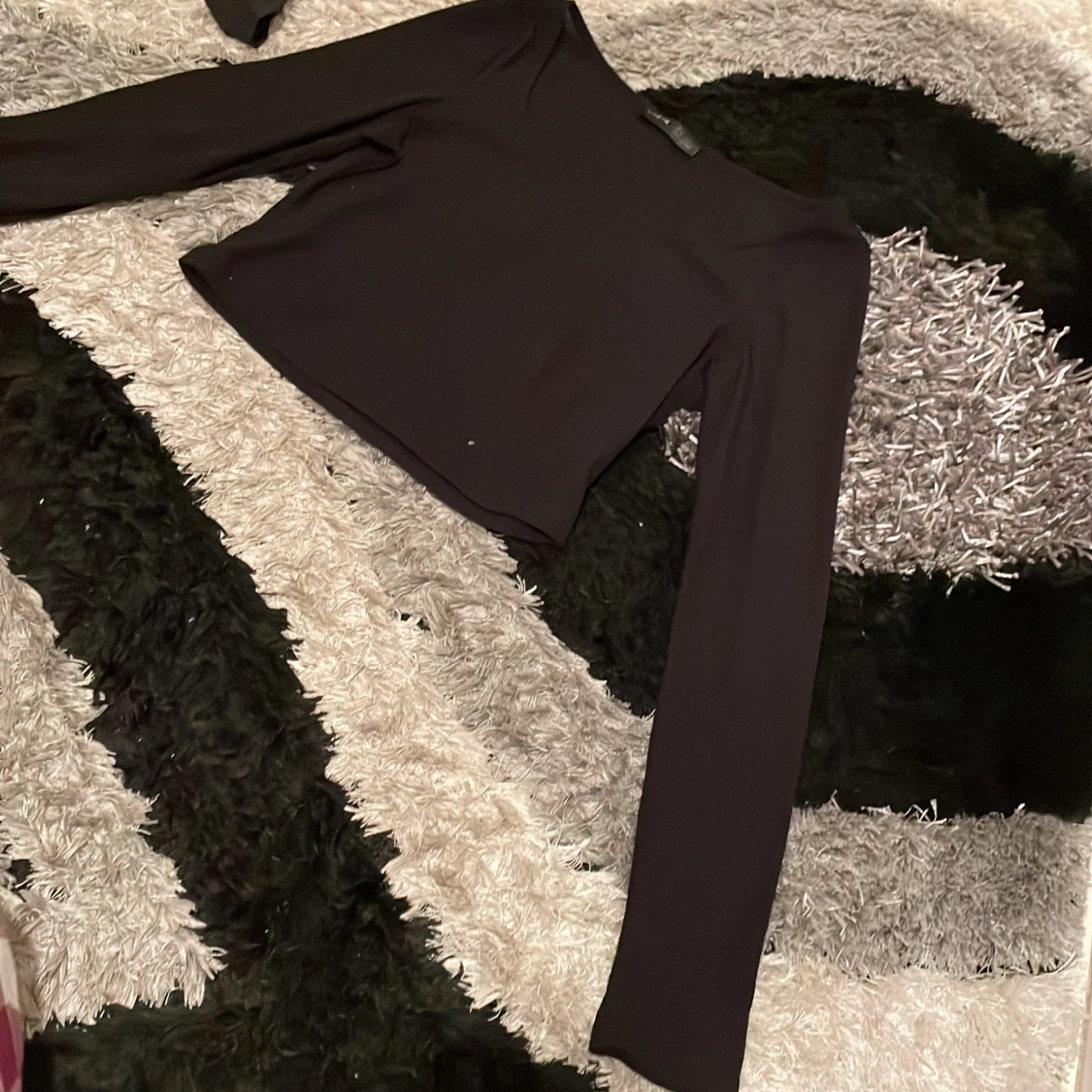 Tröja med u ringning  - 90