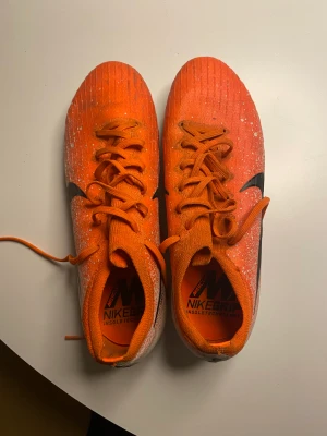 Nike Mercurial, Vaper 12 elite Euphoria - Bra skick