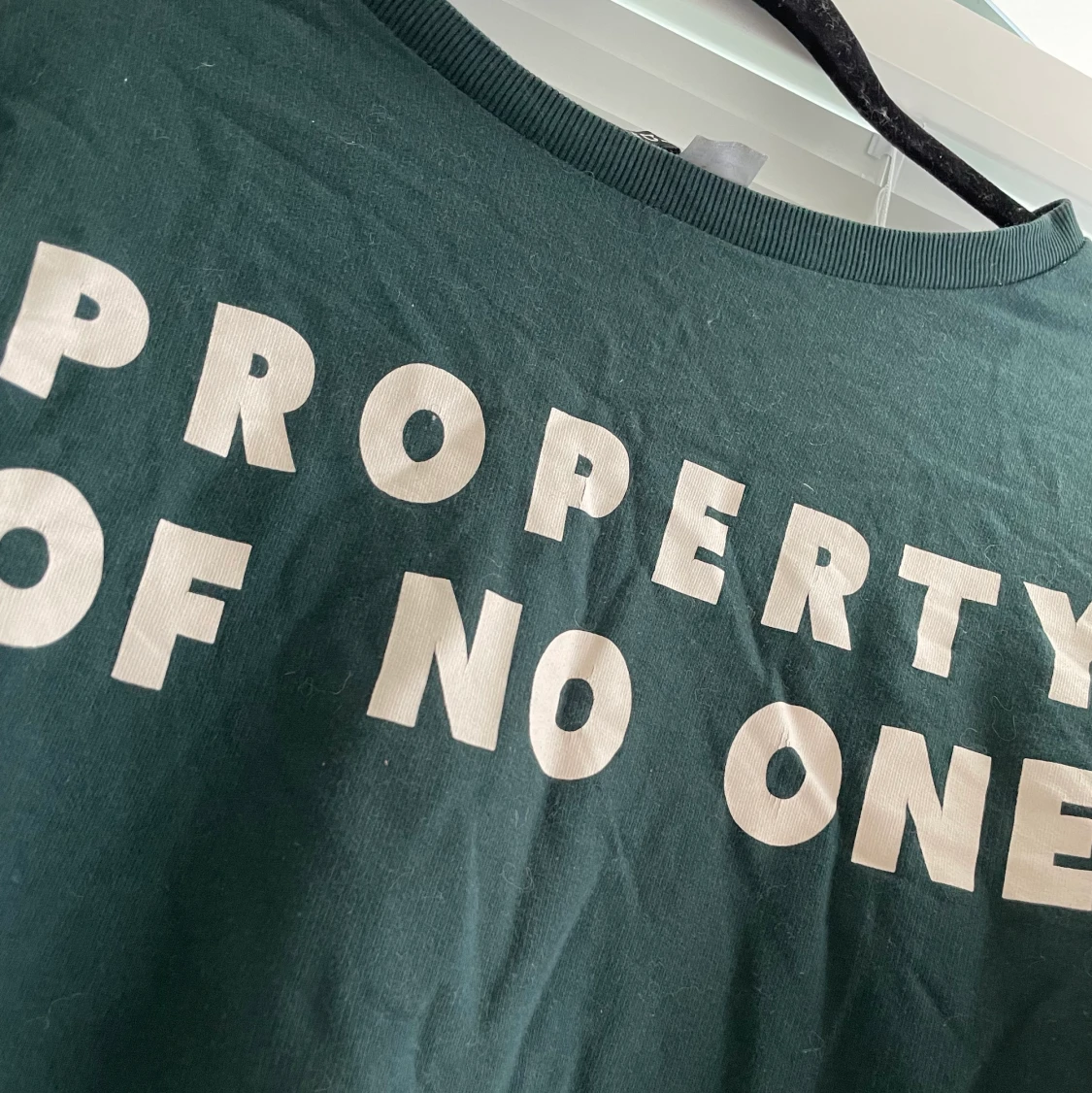 Tröja med tryck i storlek L - 90