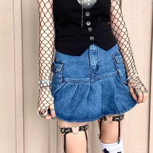 jeanskjol - jeanskjol, storlek S men passar också XS. 89kr +frakt