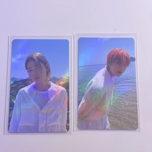 Sunoo och Ni-ki PC - Sunoo och Ni-ki holographic photocards från D:D. Söker för 40kr+frakt styck :) köper du båda blir frakten fortfarande bara 13kr :) dma för mer bilder och mer info!! Kan tradea men isåfall bara mot yeosang från ateez photocards