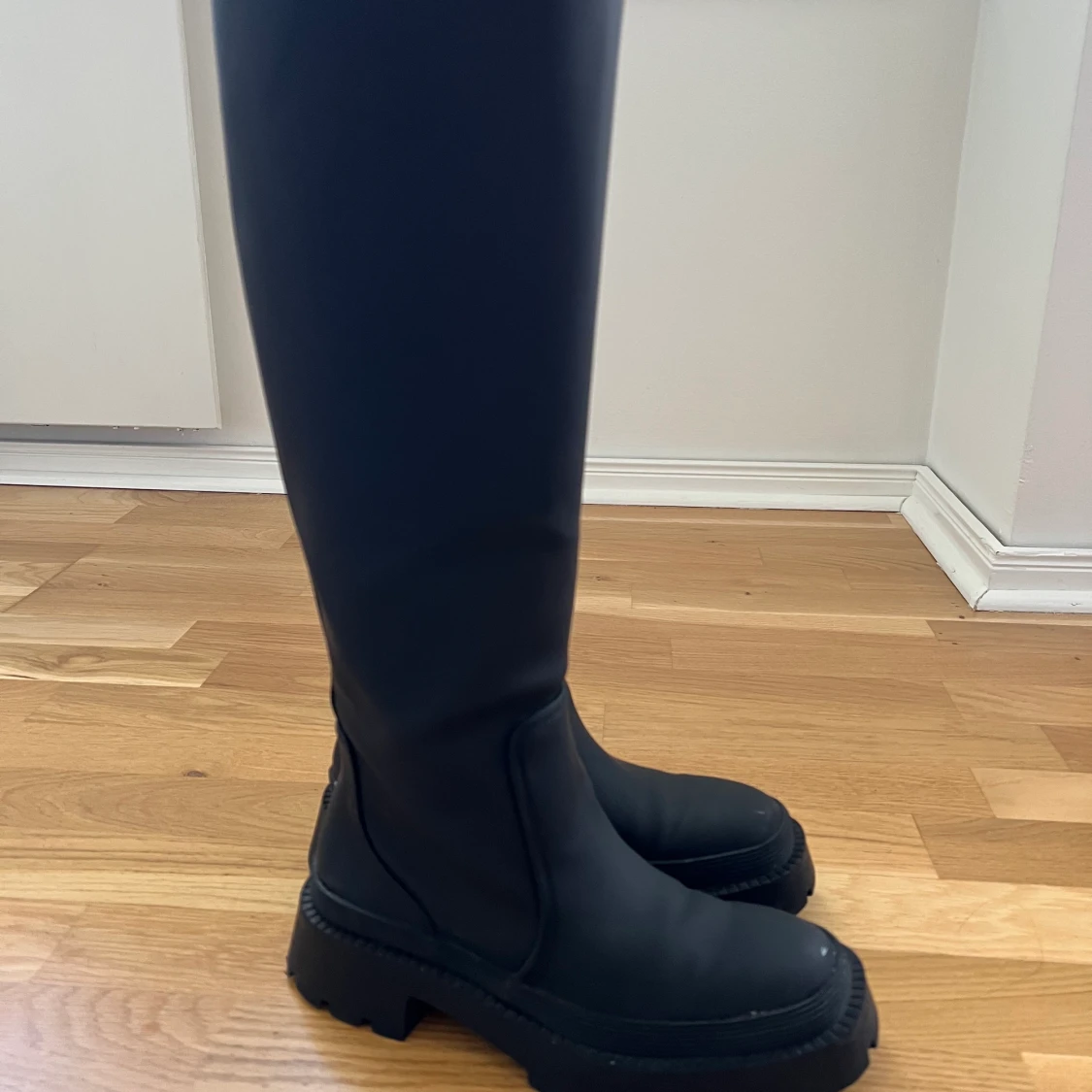 Svarta stövlar från Zara