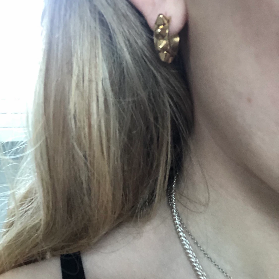 Supper coola öronhägen ⭐️🖤⭐️ - 90