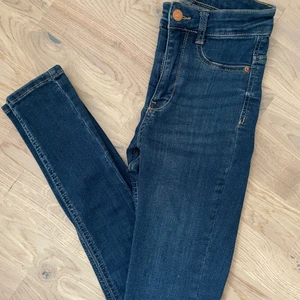 Molly Jeans  - Från Gina tricot. Storlek XS. Knappt använda