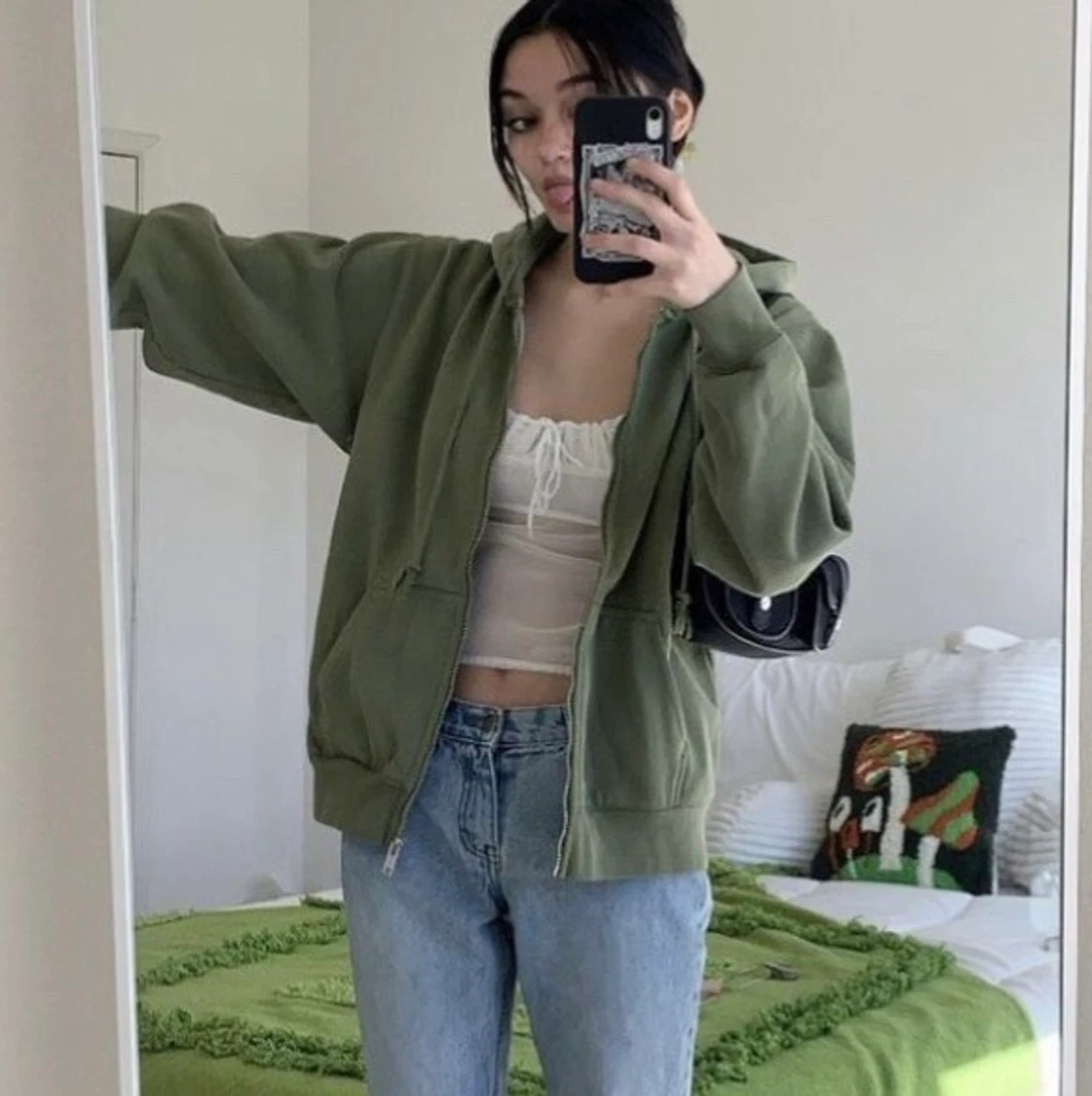 Grön brandy Melville zip up hoodie