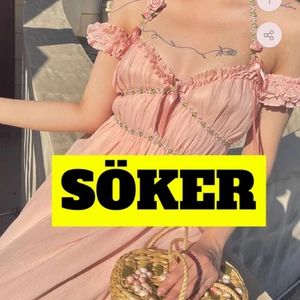 SÖKER!!!!! - Vill sååå gärna ha denna på min bal!!! Om någon vet någon som säljer denna hade jag varit hundra tacksam! Den är slutsåld i min storlek på hemsidan, jag är XS. Plzzzzz help