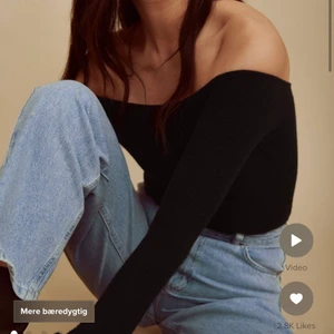 STR XS - Amalie star X Na-kd top. Sort top💗💗