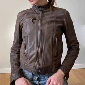 Skinnjacka!❤️ - Dm om du har några frågor!⭐️