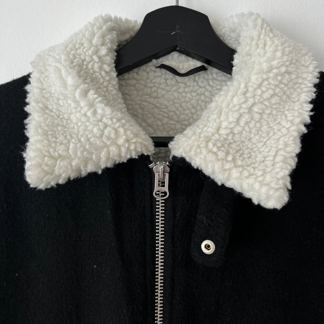 Weekday Ulljacka med Teddyfoder - 90