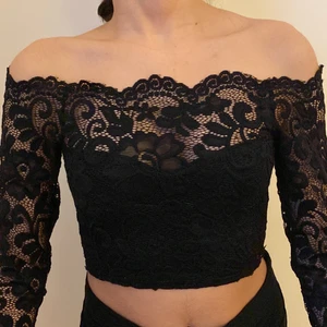 Offsholder  - Jätte fin tröja men lite för tight för mig 