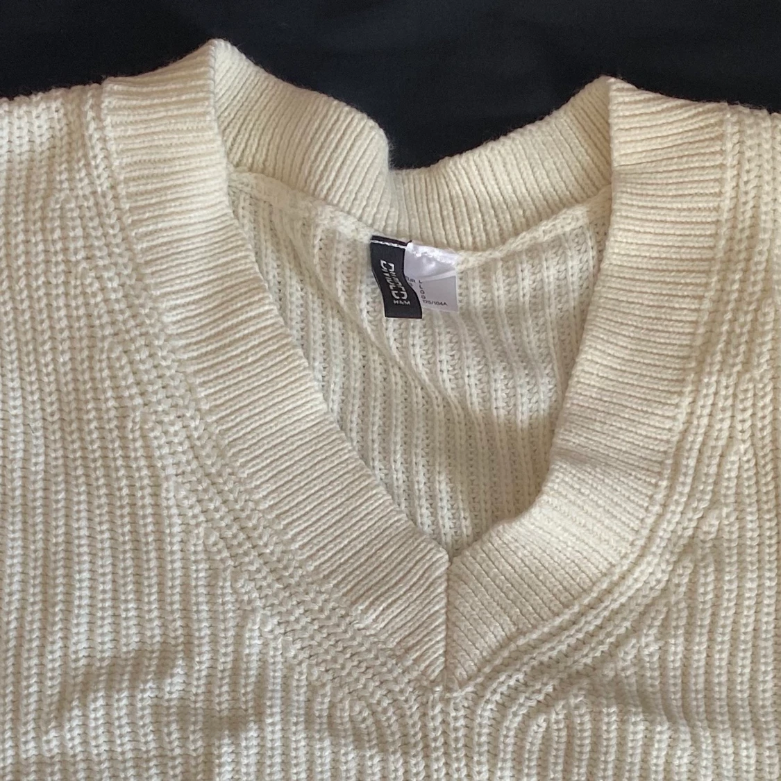 Vit stickad väst - 90