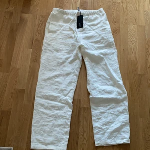 Linnebyxa weekday - Ny inköp men fel storlek 