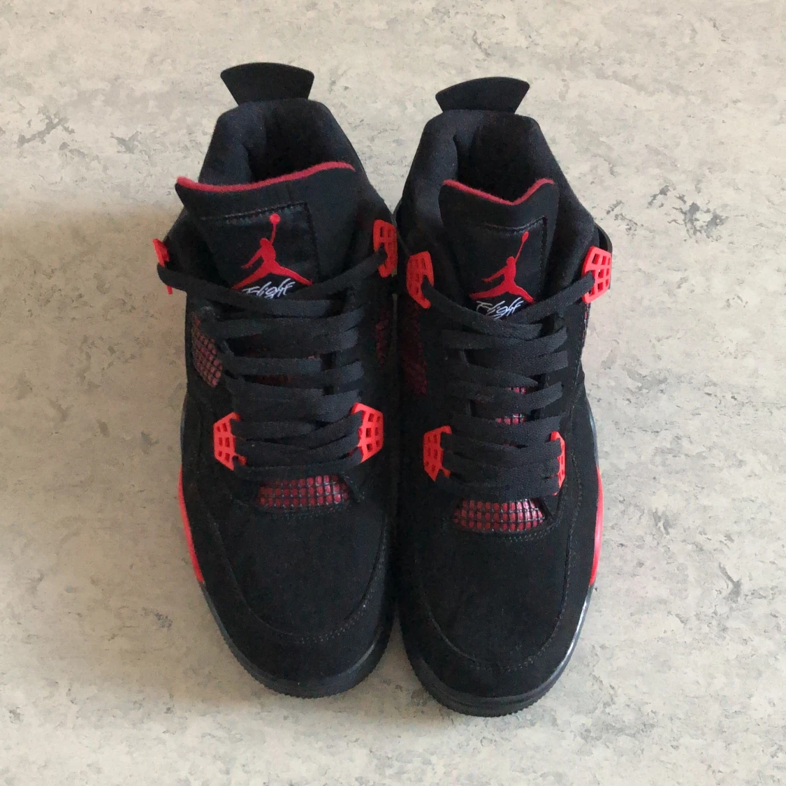 Jordan 4 ”Red Thunder”