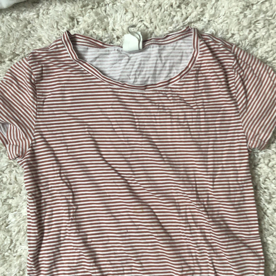 Randig T-shirt  - 90