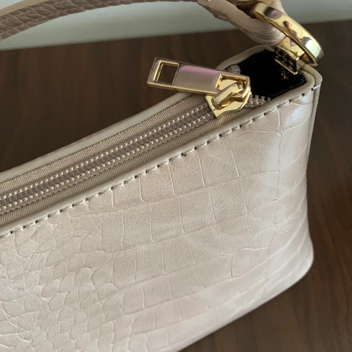 Baguetteväska, asos, oanvänd - 90