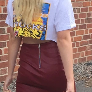 Crop top - Säljer denna crop top som jag köpte på loppis❤️‍🔥