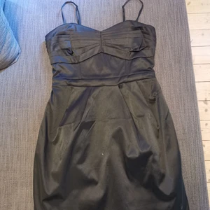 Klänning  - Klänning storlek 38 fint skick 