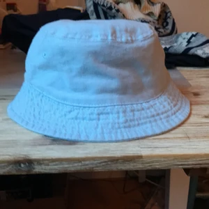Bucket hat - Använder den inte 