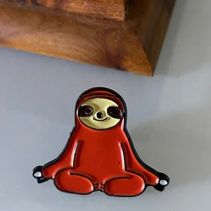 Live slow pin 🧡 - Fri frakt 🧡