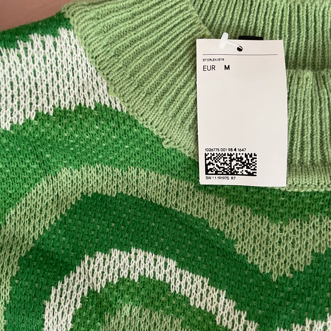 Grön stickad tröja - 91