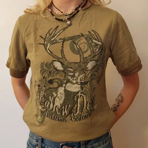 y2k tshirt - nyskick, ändast frakt