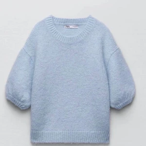 Stickad zara tröja - Säljer min stickade topp som jag bara använt 2-5 gg🤍 Den är storlek m men passar även som s för de är liten i storleken! 150+69kr