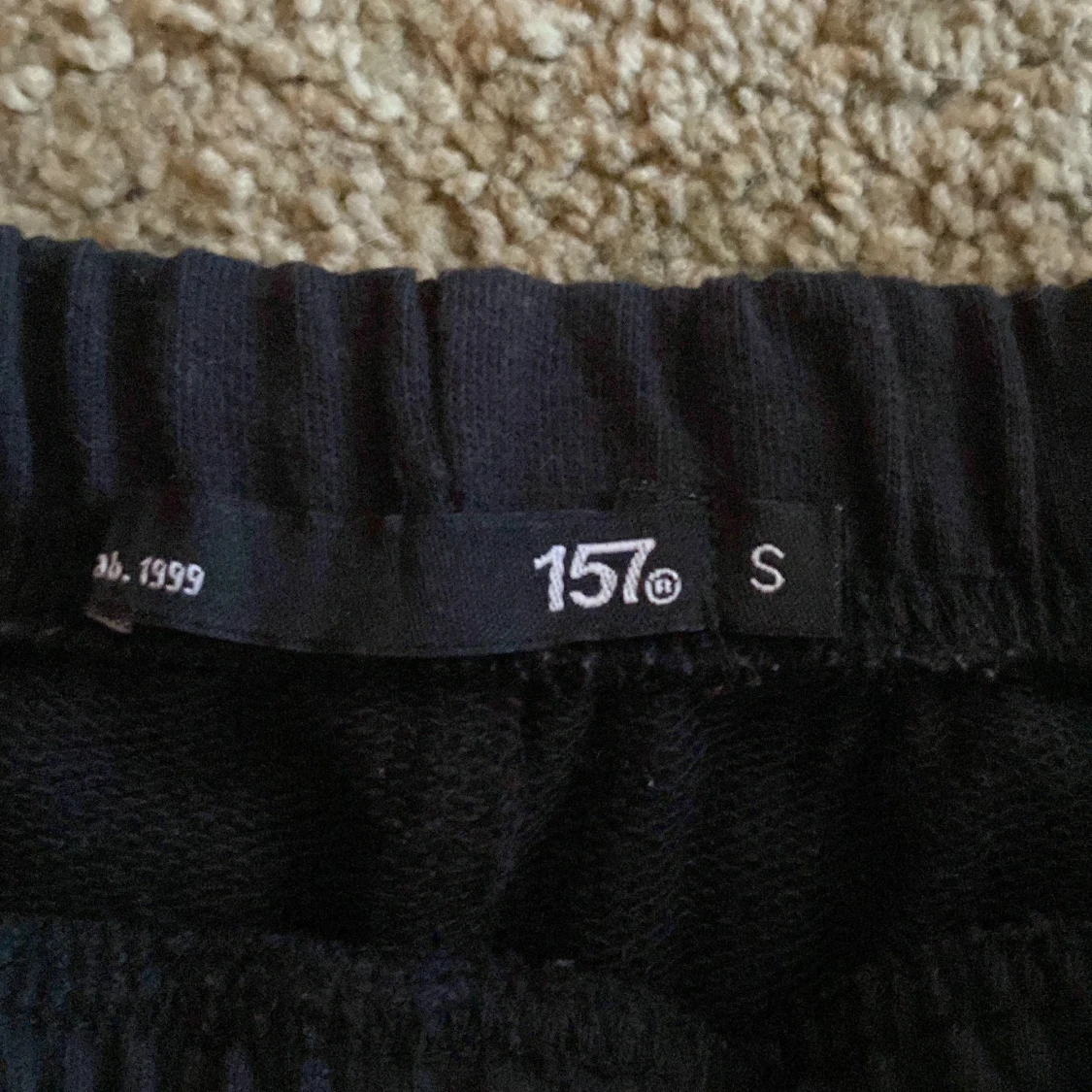 svarta mjukisbyxor - 90