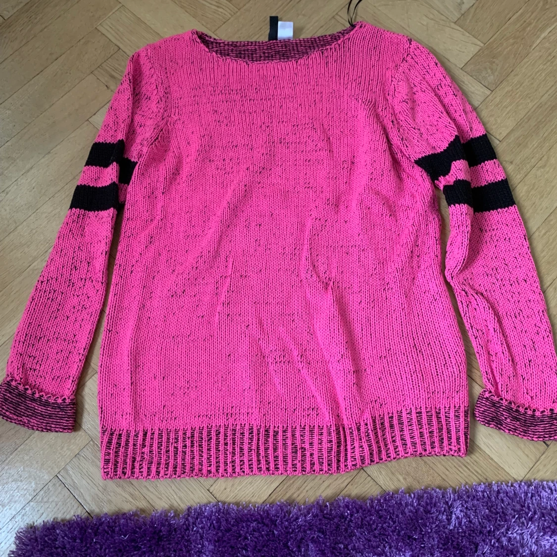 Stickad tröja