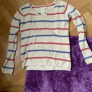 Stickad ”Pippi”-tröja från lager157. Använd fåtal gånger så i väldigt bra skick. 