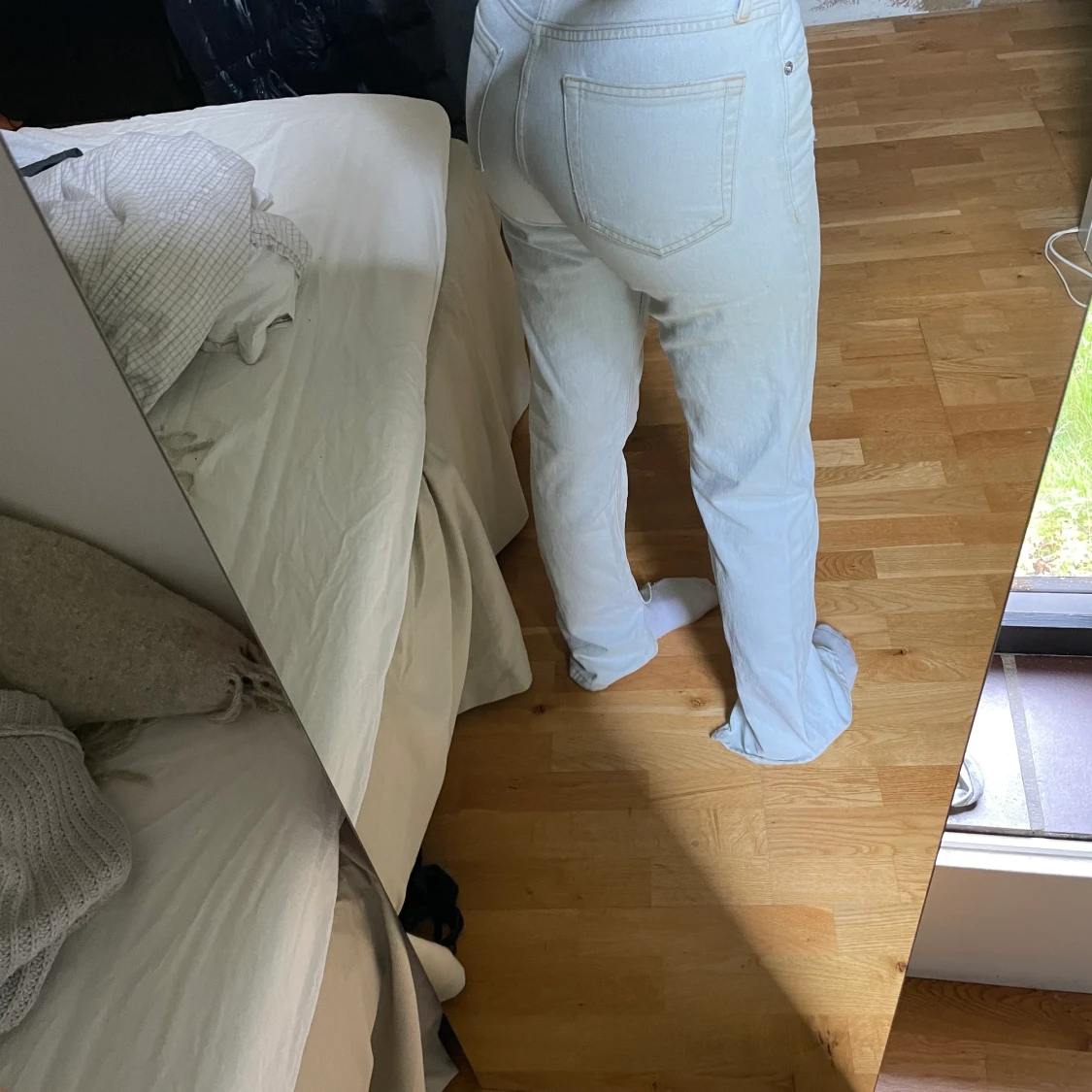 Ljusblå zara jeans - 90