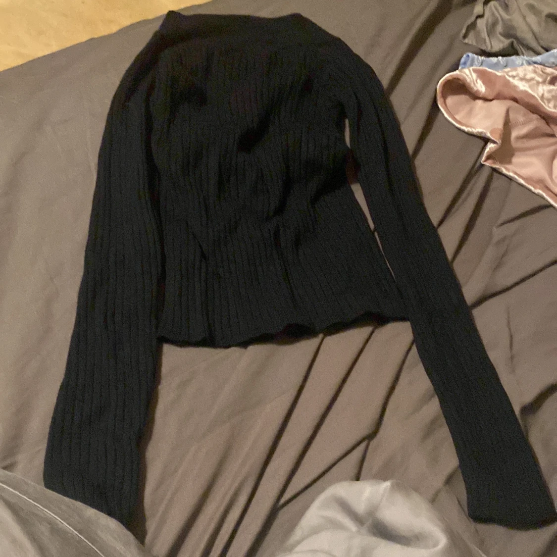 Gina tricot långärmad tröja  - 90