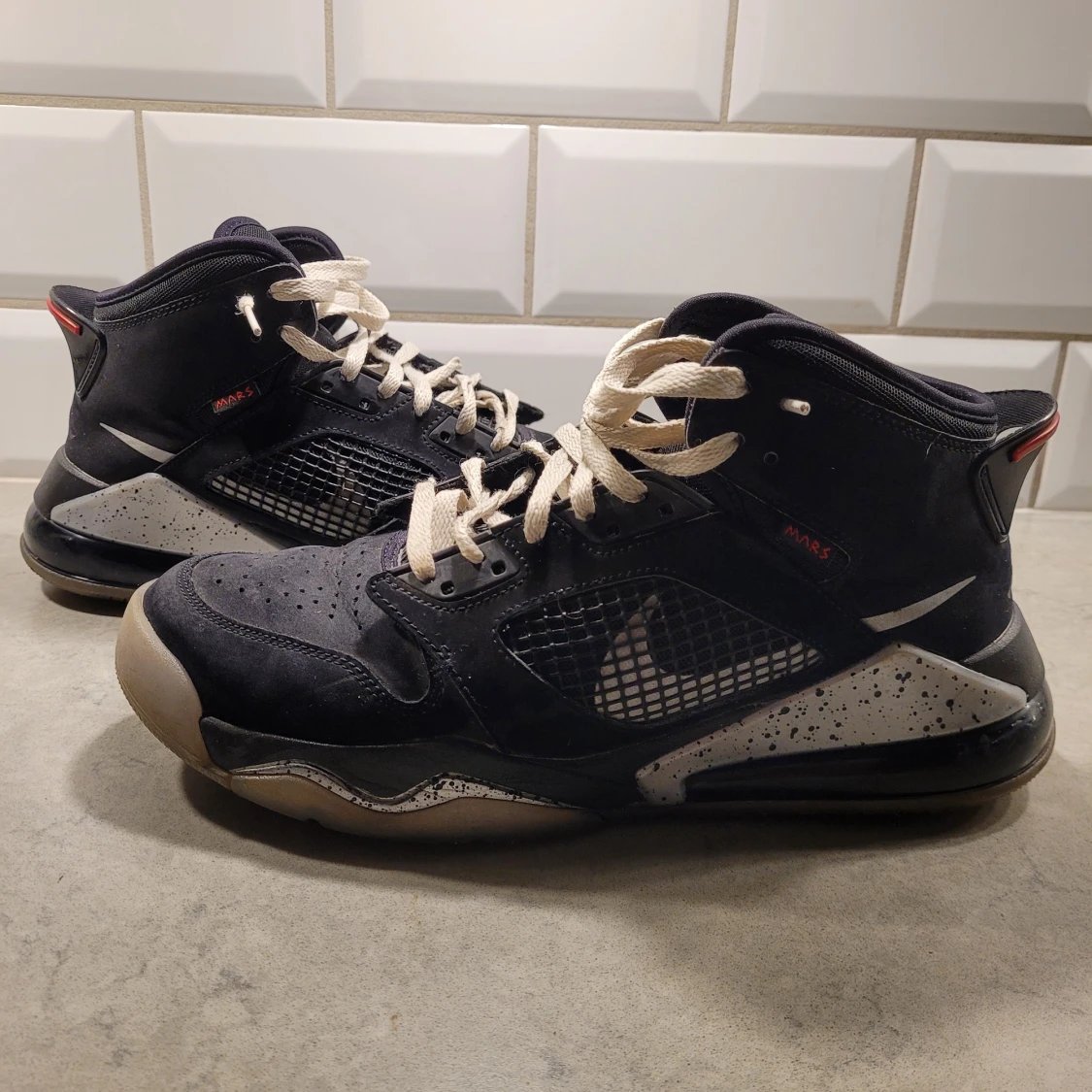 Jordan Mars 270 - 90