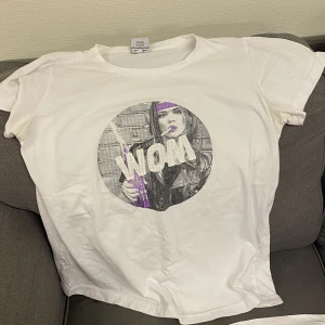 Hm - Fin girlpower tröja storlek S-M