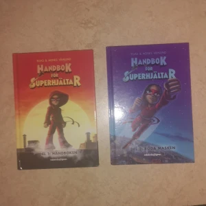 Book - Del 1 och 2 av handbok för superhjältar. 1 för 20 eller båda för 40