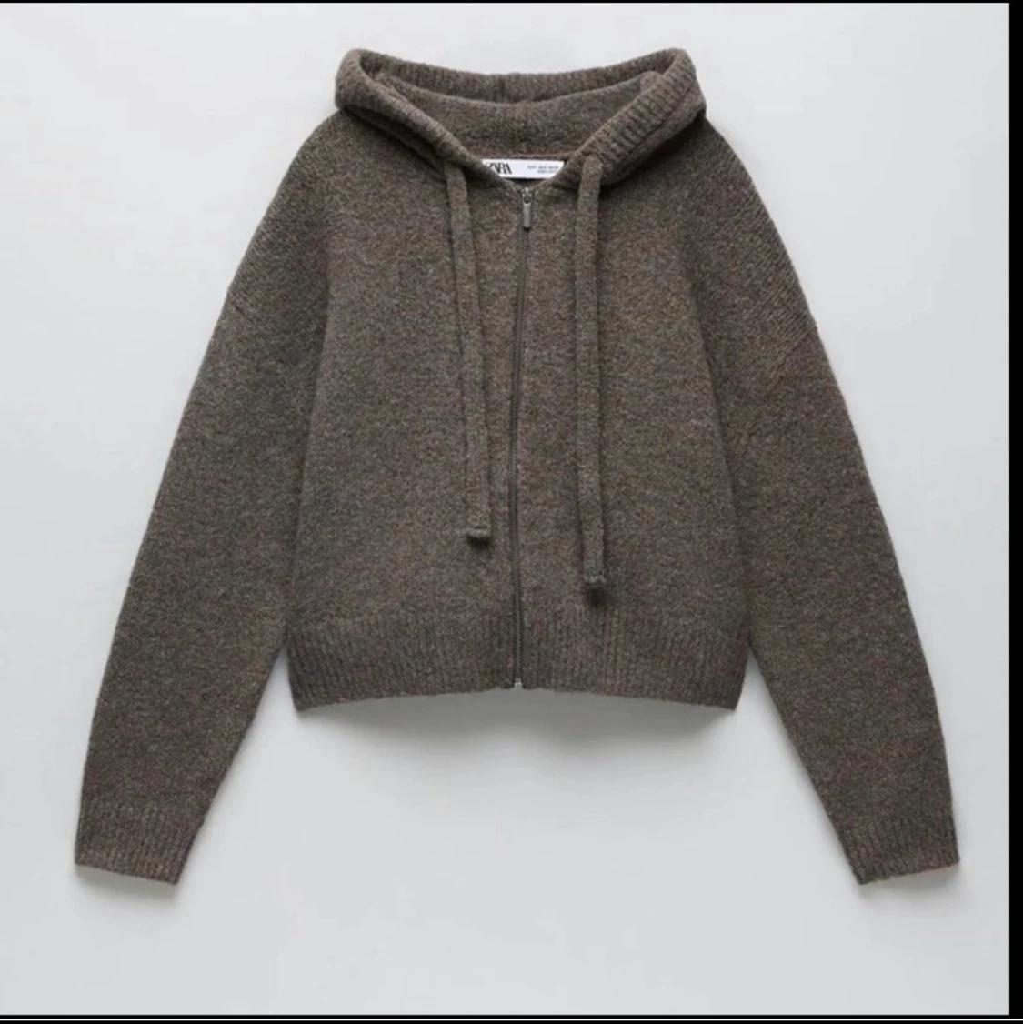 Mysig brun stickad zara zip-up - 90