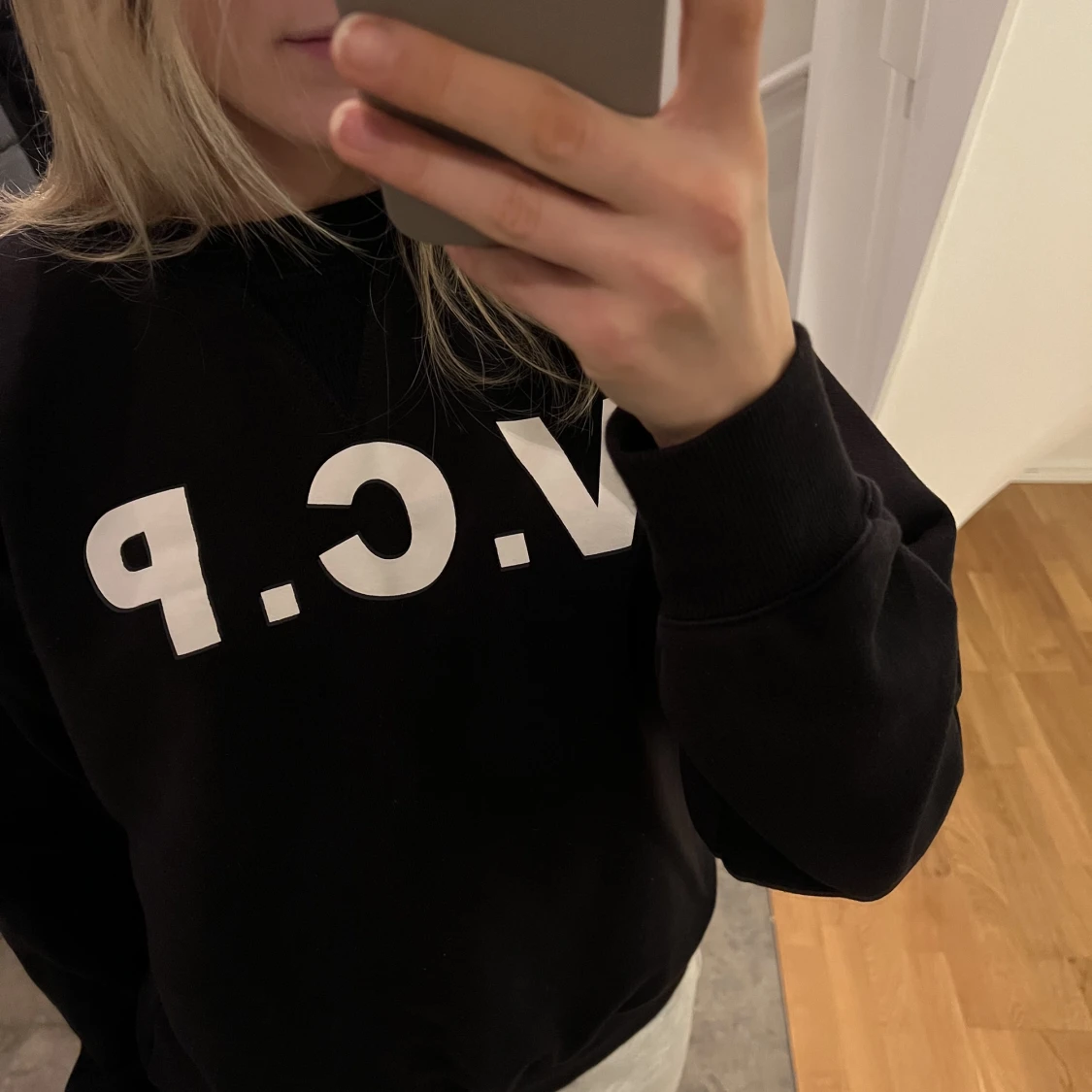 V.C.P Sweatshirt - 90