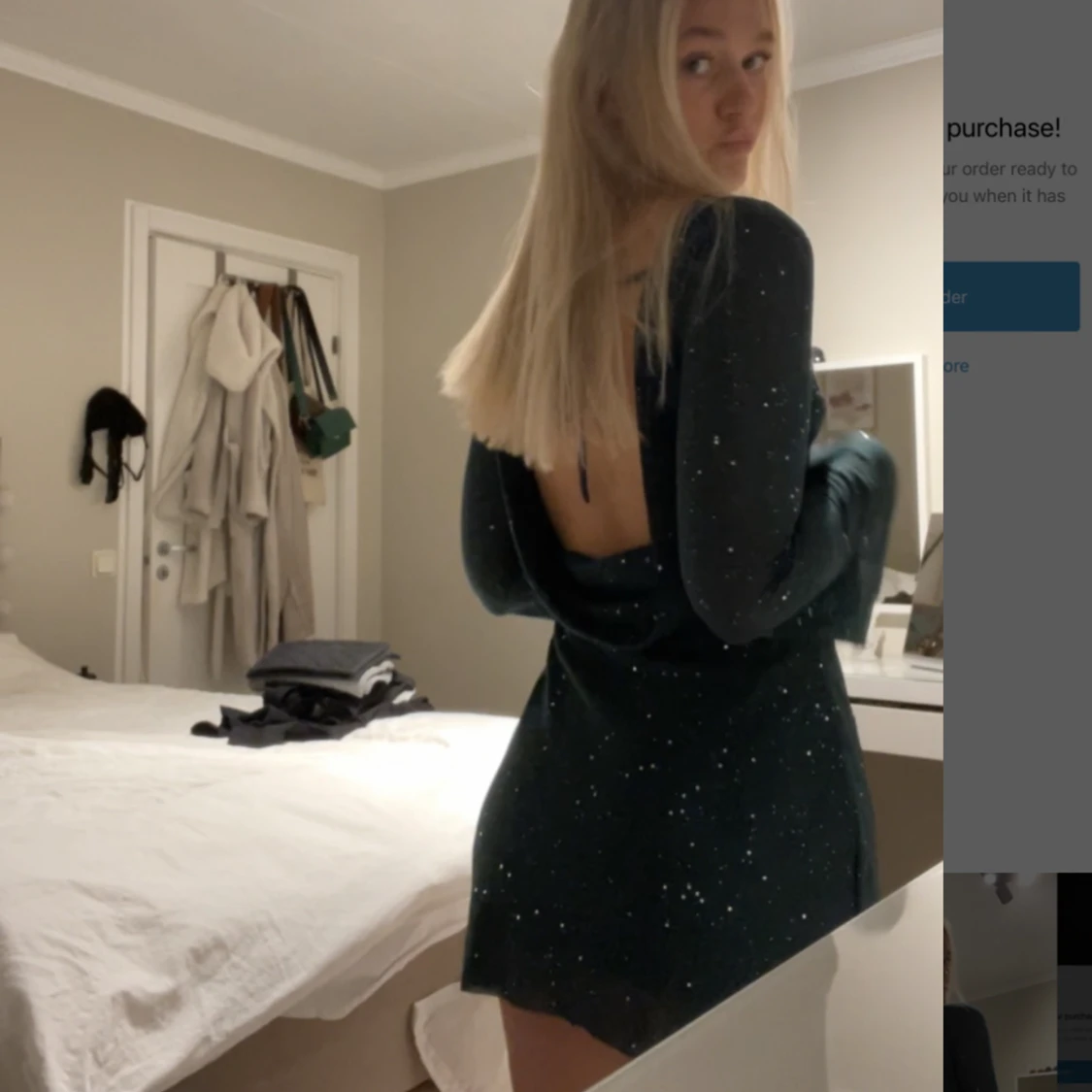 Grön glittrig klänning med öppen rygg - 90