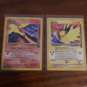 Moltres & Zapdos Promo #21 & Promo #23 - Pokémon kort - Skick enligt bilder. Föreslå rimligt pris.