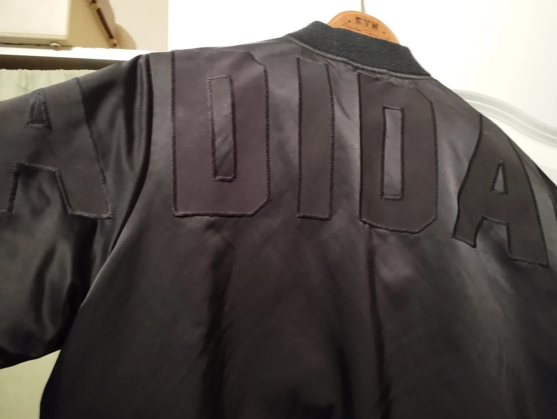 Adidas bombarjacka  - 91