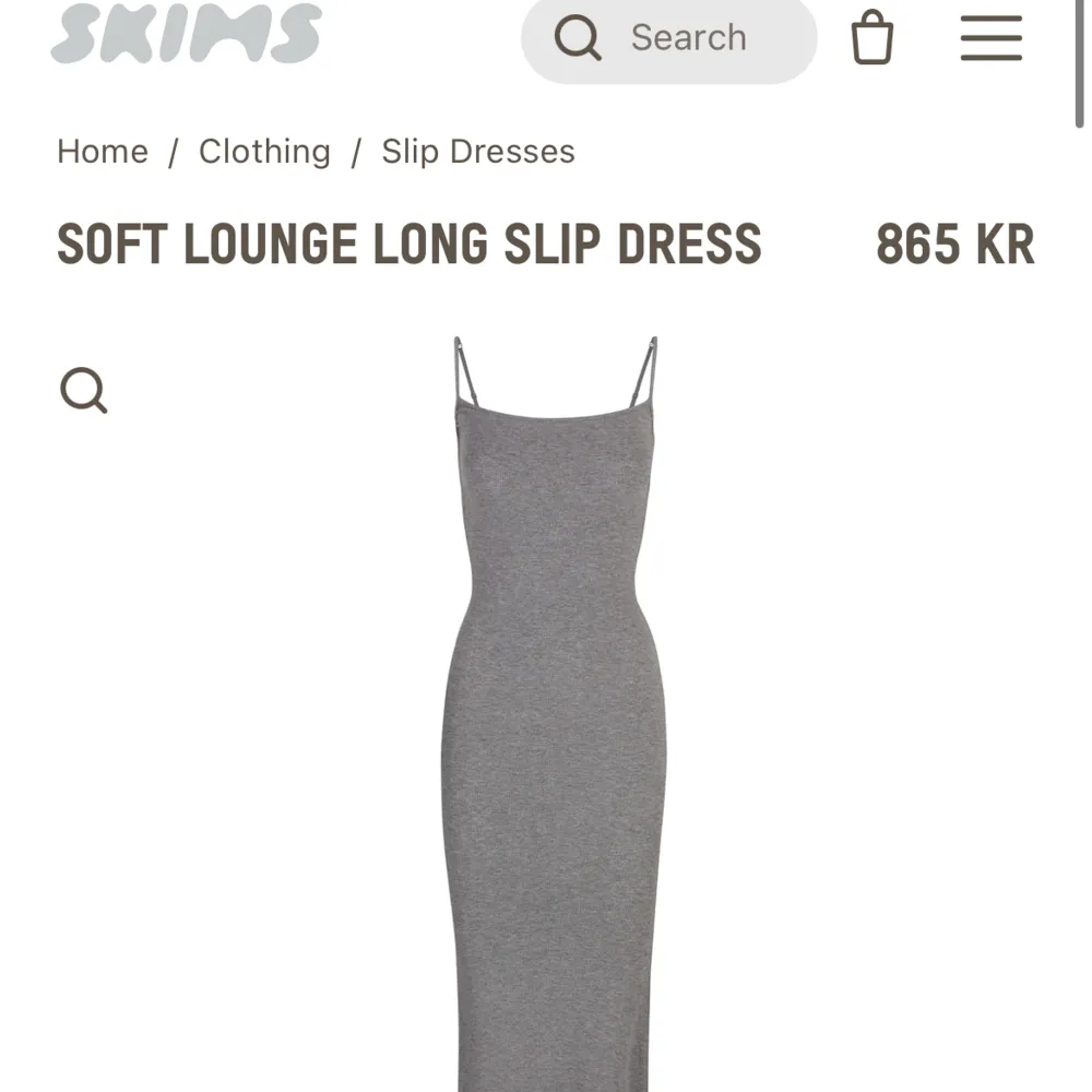 Köpte en grå och en svart klänning från skims till min flickvän. Säljer dessa på grund av fel storlek. Klänningarna är orörda, med tags och kvitto kvar på. 800kr st. Kan mötas i Stockholm!. Klänningar.