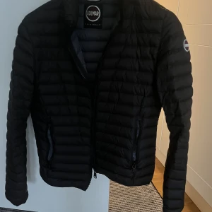 Colmar  - Colmar jacka i nyskick och det synd. Endast använd ett fåtal gånger